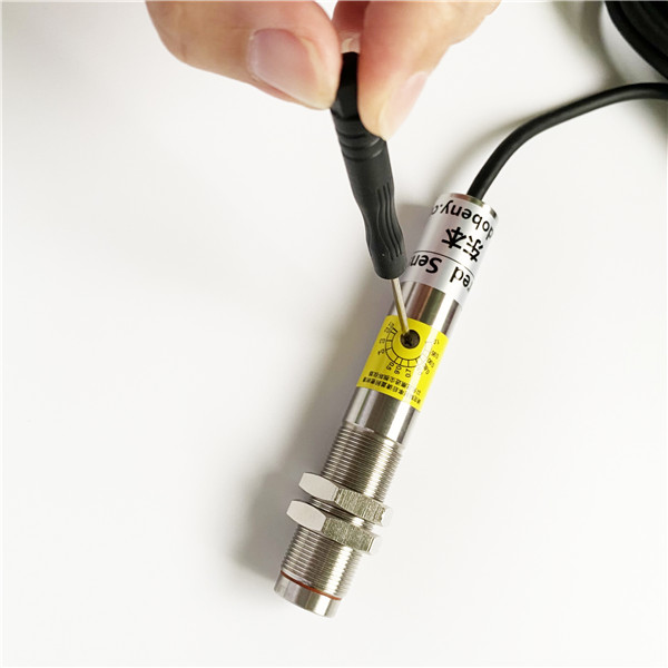  Adjustable Emissivity  Non-contact Infrared Laser Temperature Sensor IRT-LAS.01-500A